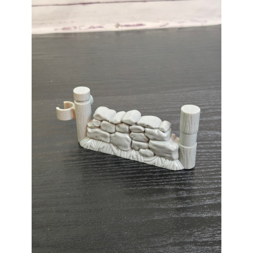Fisher-Price Little People farm stone fence accessory.